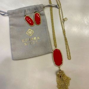 Kendra Scott earrings and necklace